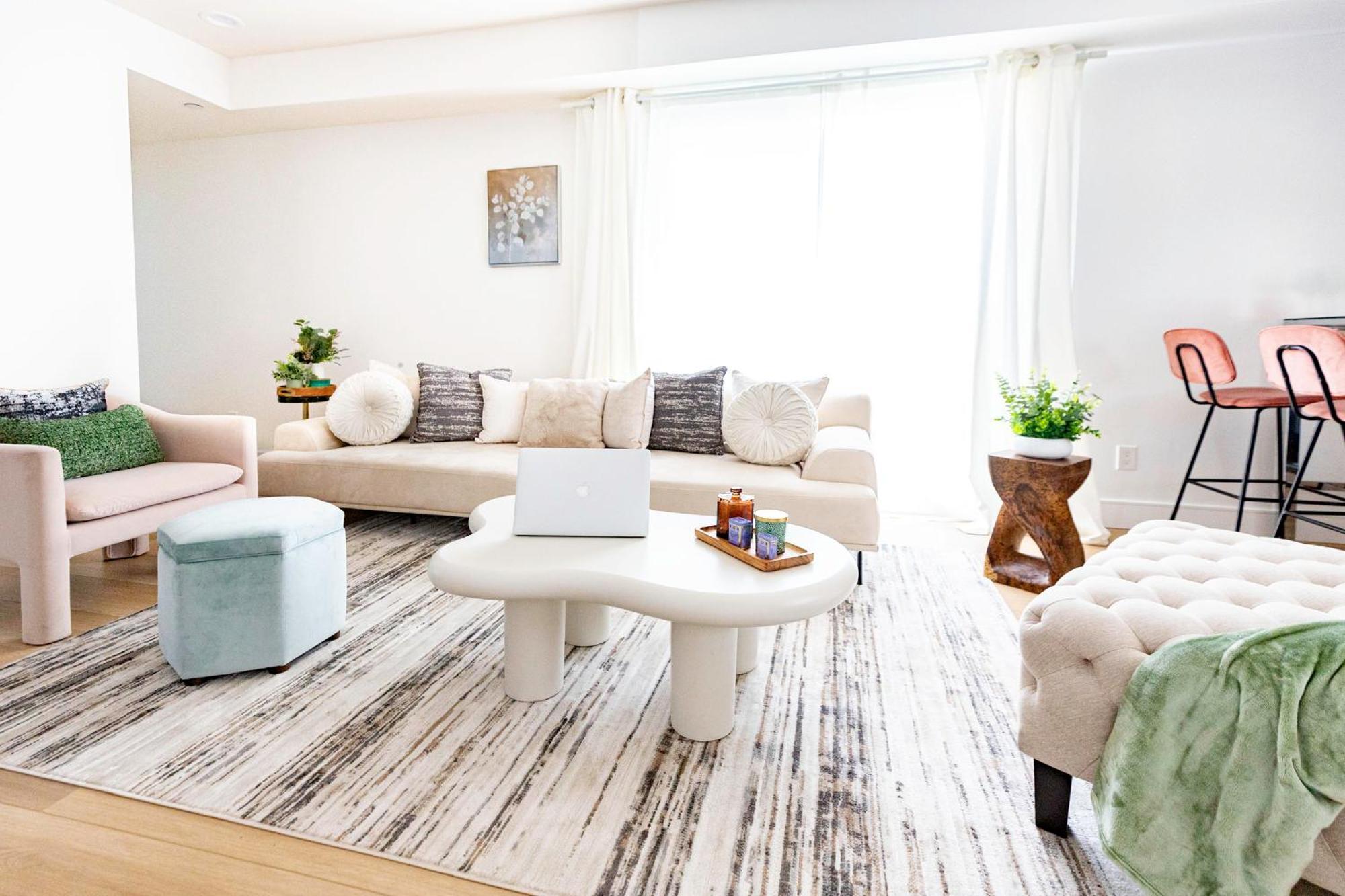 Unique 4-bedroom * Los Angeles